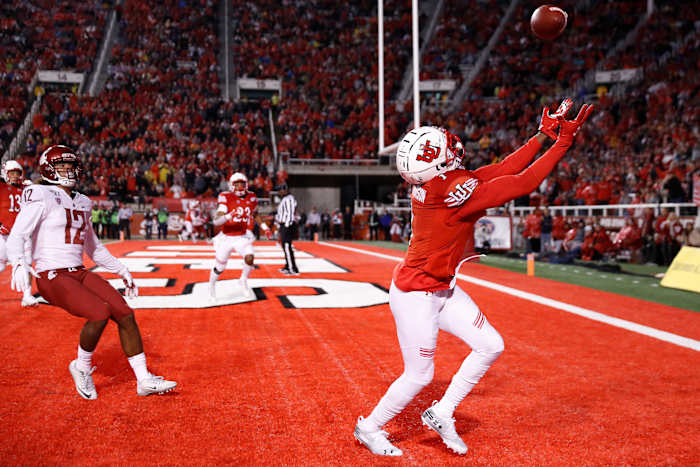 Sep 28, 2019; Salt Lake City, UT, USA; Utah Utes defensive back Jaylon Johnson (1) just misses an interception in the end zone against Washington State Cougars wide receiver Dezmon Patmon (12) at Rice-Eccles Stadium.